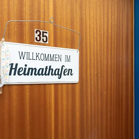 Probsteier Platz Leuchtturm